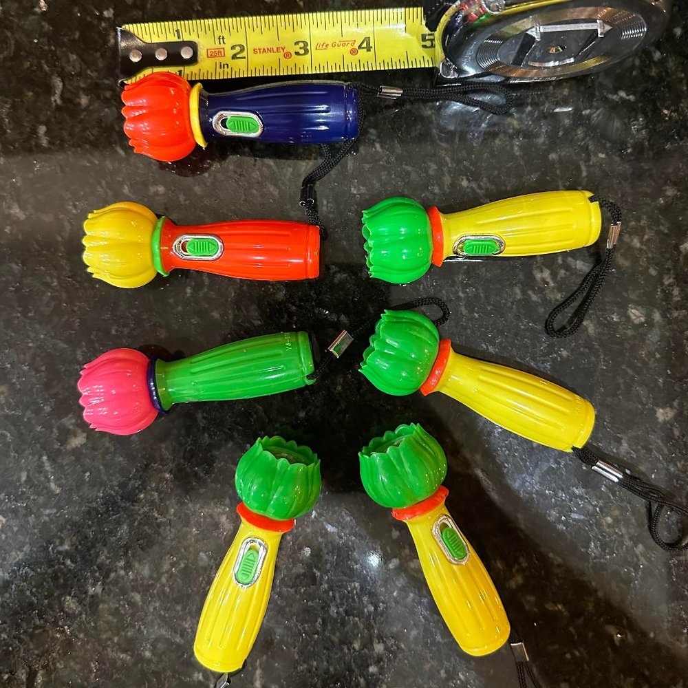 Seven Mini Flower Flashlights